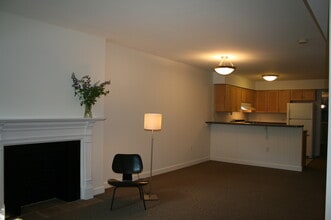 2935 N Charles St, Unit 2 in Baltimore, MD - Foto de edificio - Building Photo