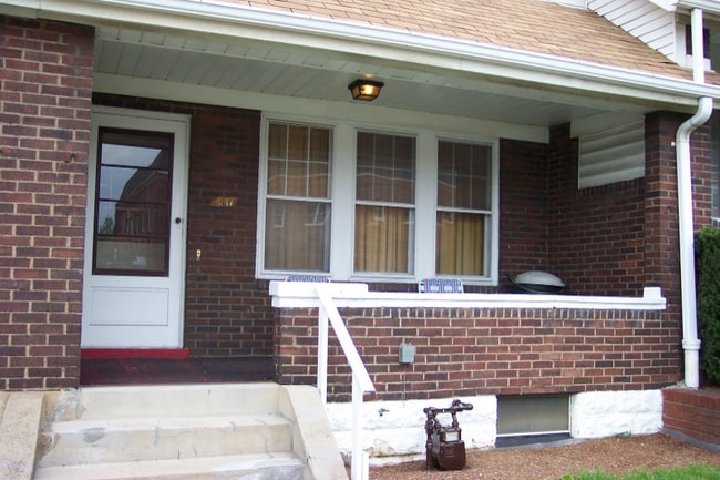 property at 3617 Boulevard of the Allies