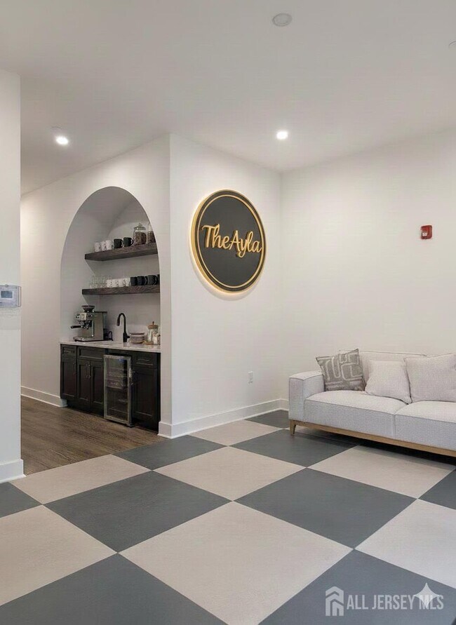 581 Middlesex Ave in Metuchen, NJ - Building Photo - Building Photo