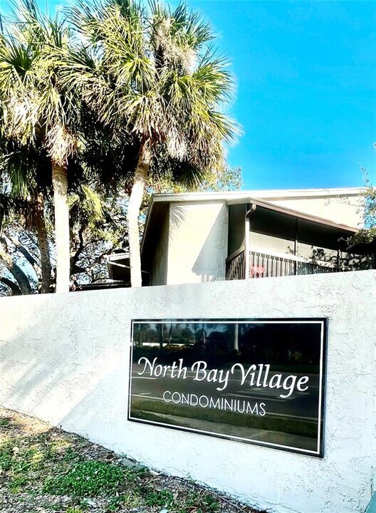 6344 Newtown Cir in Tampa, FL - Building Photo