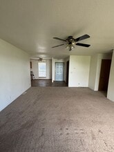 2307 E O Ct in La Grande, OR - Building Photo - Building Photo