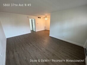 5860 37th Ave N in St. Petersburg, FL - Building Photo - Building Photo