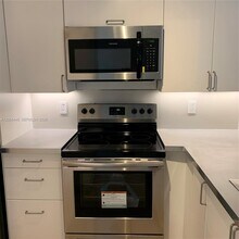 2200 E Preserve Way in Miramar, FL - Building Photo - Building Photo