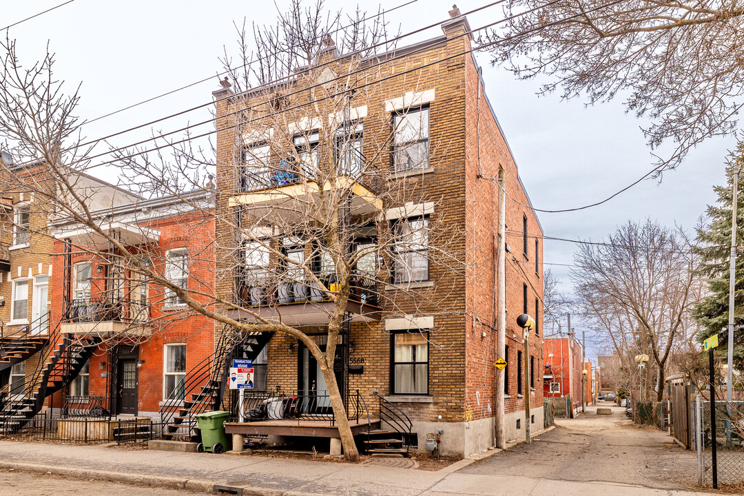 5560-5568 9E Av in Montréal, QC - Building Photo