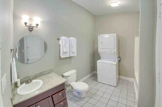 1210 Camp St in New Orleans, LA - Building Photo - Building Photo