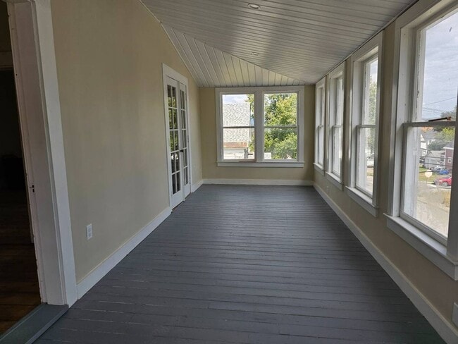 158 3rd St in Newport, VT - Building Photo - Building Photo