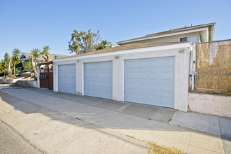 Broadway Apartments in San Diego, CA - Building Photo - Other