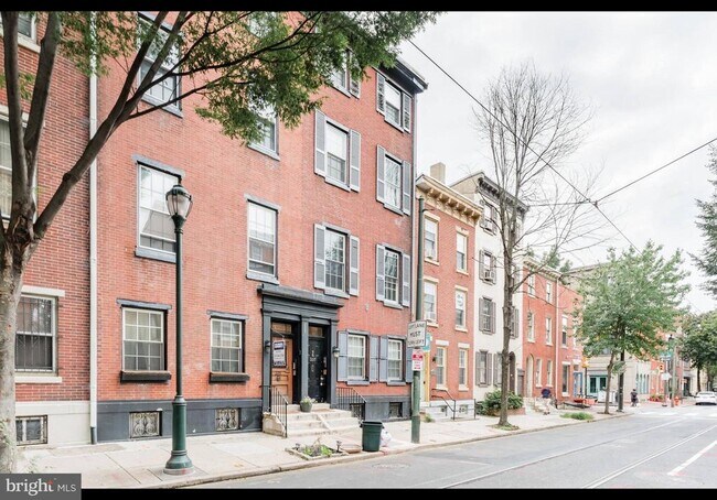 335 S 12th St in Philadelphia, PA - Building Photo - Building Photo