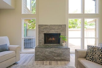 59 Sea Island Dr in Newport Beach, CA - Building Photo - Building Photo