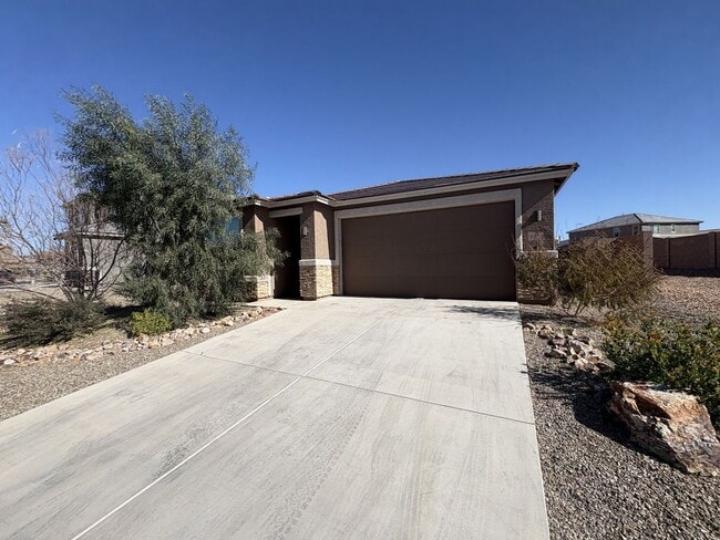 property at 7733 S Crested Spring Dr