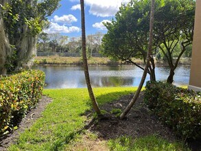 4513 Artesa Way S in Palm Beach Gardens, FL - Building Photo - Building Photo