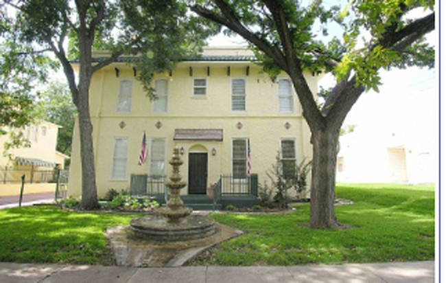 514 E University Ave in Georgetown, TX - Building Photo - Building Photo