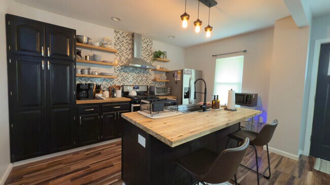 2215 Maynard Ave in Utica, NY - Building Photo - Building Photo