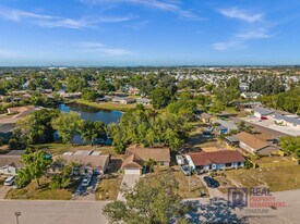 6507 35th Ave W in Bradenton, FL - Building Photo