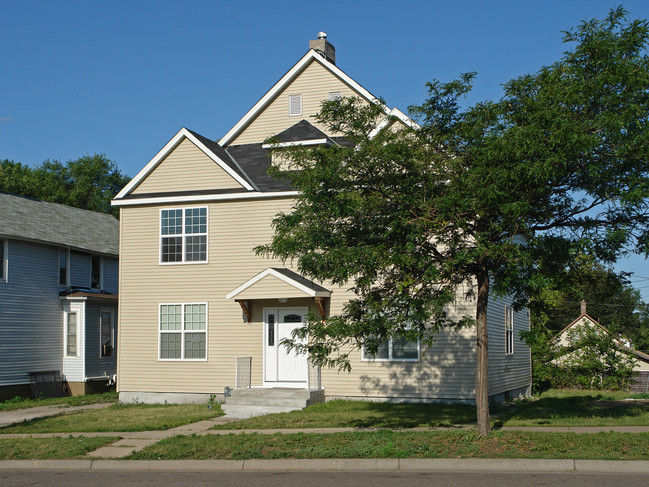 759 Edgerton St in St. Paul, MN - Foto de edificio - Building Photo