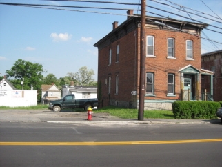 137 Market St in Amsterdam, NY - Building Photo