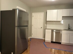 452 Poplar St in New Haven, CT - Building Photo - Building Photo