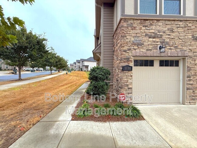 5688 Garrow Glen Rd in Charlotte, NC - Building Photo - Building Photo