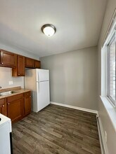 1770 St Johns Blvd in Lincoln Park, MI - Building Photo - Building Photo