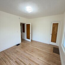 432 Elliott St SE in Grand Rapids, MI - Building Photo - Building Photo