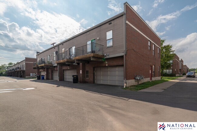 10 W Bethune St in Detroit, MI - Building Photo - Building Photo