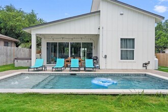 2211 White Dove Pass in Austin, TX - Building Photo - Building Photo