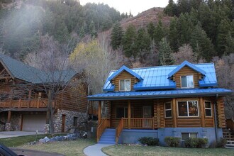 6747 Fairfax Dr in Provo, UT - Foto de edificio - Building Photo