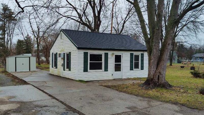 5021 Christiansen Rd in Lansing, MI - Building Photo - Building Photo