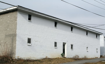 2327 Bluefield Ave in Bluefield, WV - Building Photo - Building Photo