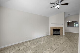 10486 Twin Circles Dr in Montgomery, TX - Building Photo - Building Photo
