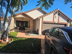 15149 SW 59th St in Miami, FL - Building Photo