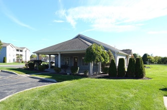 Ravada Hill Apartments in Liverpool, NY - Building Photo - Building Photo