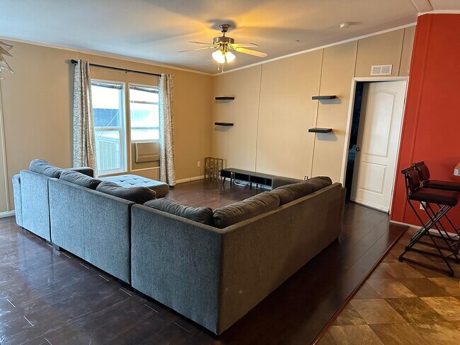 22840 Sterling Ave in Palm Springs, CA - Building Photo - Building Photo