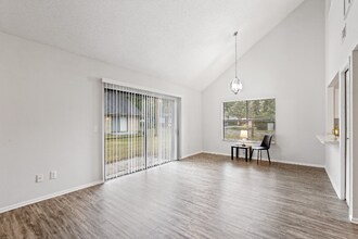 2550 W Bird St in Tampa, FL - Foto de edificio - Building Photo