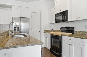 1259 SilverCrest Dr in Saratoga Springs, UT - Building Photo - Building Photo