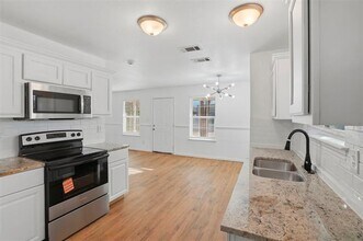 510 S 1st St in Sherman, TX - Building Photo - Building Photo