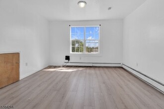 47 Parkview Terrace in Newark, NJ - Building Photo - Building Photo
