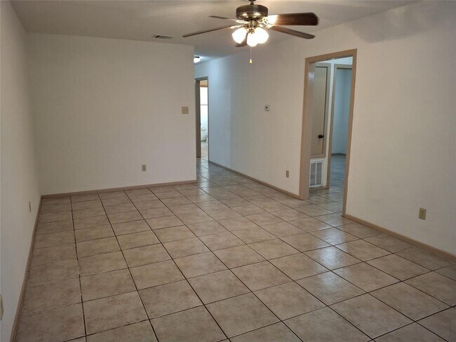 7218 Dearborn St in Houston, TX - Building Photo - Building Photo