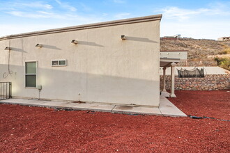 4716 Pistolero Ln in El Paso, TX - Building Photo - Building Photo