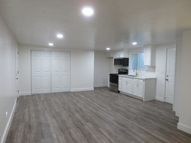 property at 9031 Lorraine Rd