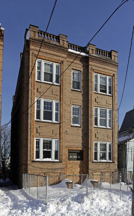 132 Arlington Ave in Jersey City, NJ - Building Photo