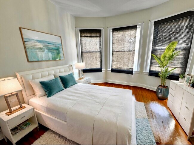 50 Ashford St, Unit 6 in Boston, MA - Foto de edificio - Building Photo