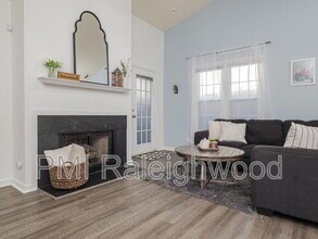 101 Mint Ct in Cary, NC - Building Photo - Building Photo
