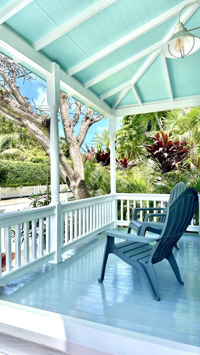 1420 Petronia St in Key West, FL - Building Photo - Building Photo