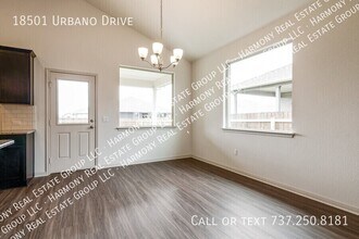 18501 Urbano Dr in Pflugerville, TX - Building Photo - Building Photo