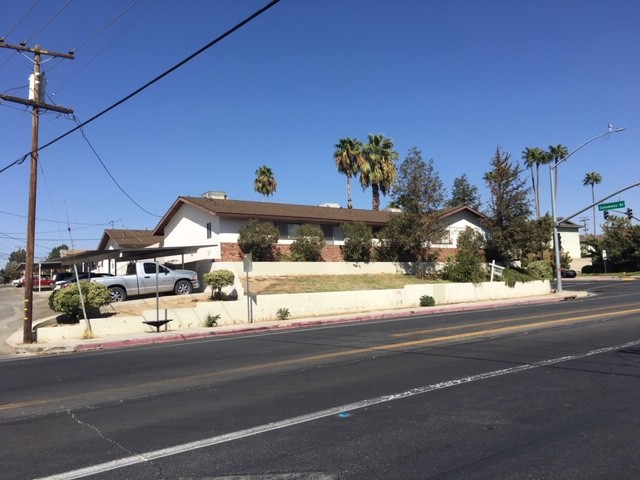 4200 Columbus St in Bakersfield, CA - Building Photo - Building Photo