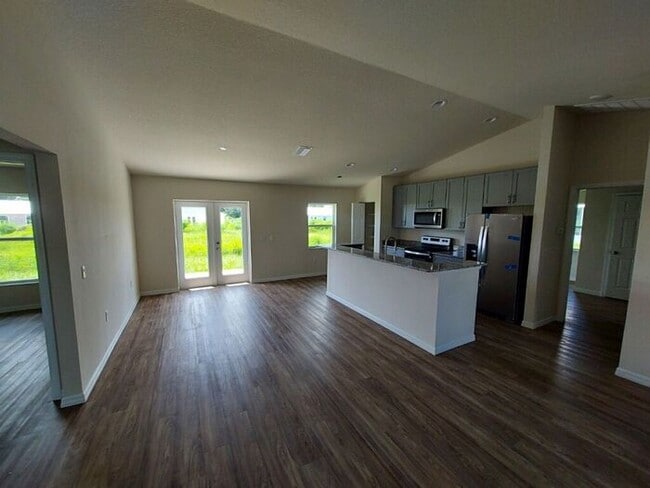 120 N Cunningham Ave in Inverness, FL - Building Photo - Building Photo