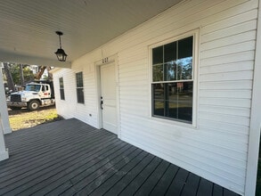 1003 N Young St in Thomasville, GA - Foto de edificio - Building Photo