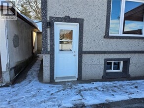 318 Erie Ave in Brantford, ON - Building Photo - Building Photo