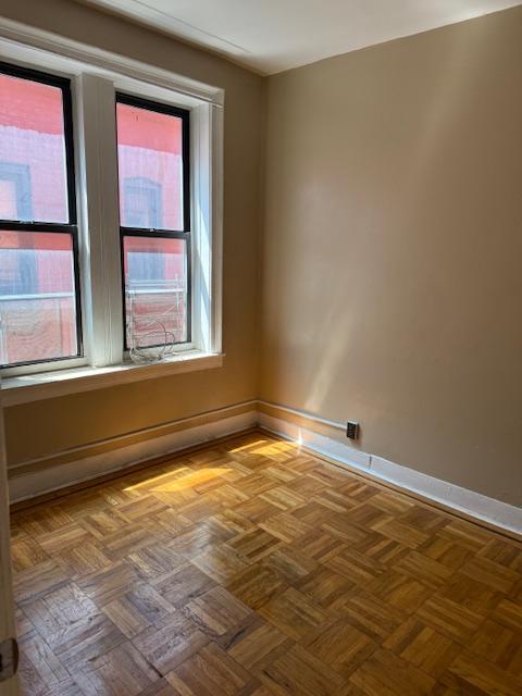 242-E51 E 51st St in Brooklyn, NY - Building Photo